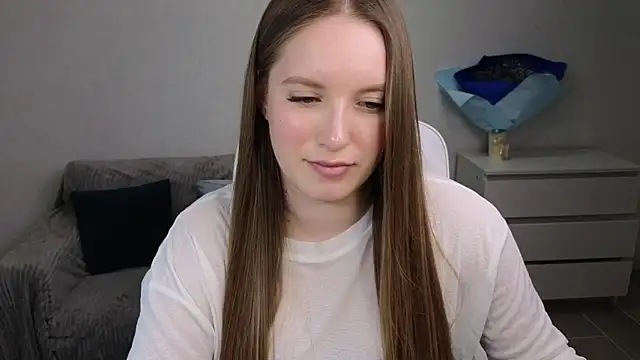 Snapshot of EvaMaddison chatting on March 2025 07:26:02 PM EvaMaddison online show from March 2025 07:26:02 PM
