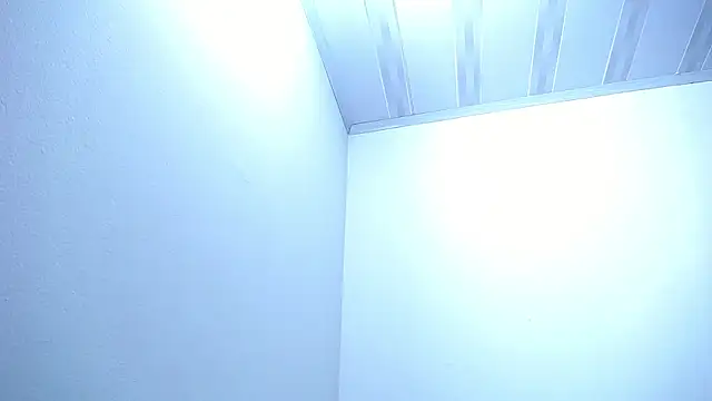 Snapshot of indian_sweety18 chatting on January 2025 04:01:01 AM indian sweety18 online show from January 2025 04:01:01 AM