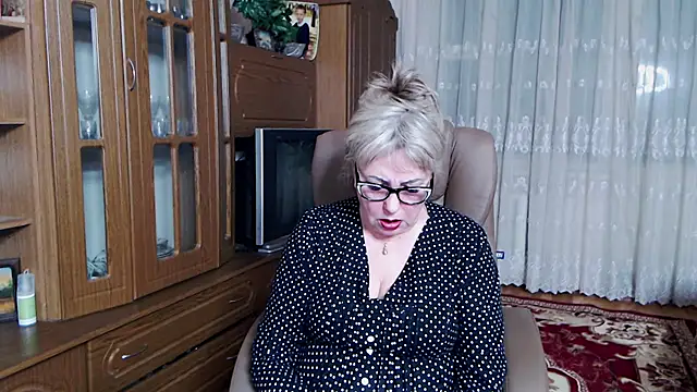 Kallliina online show from February 2025 05:49:02 PM