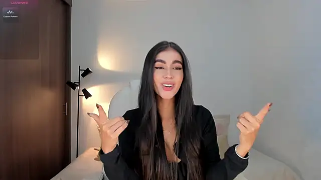 RebeccaBaxter online show from November 2025 01:17:01 AM