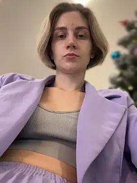 Feral berry 8133 online show from December 2024 06:00:01 AM