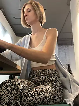 Feral berry 8133 online show from January 2025 08:13:02 AM