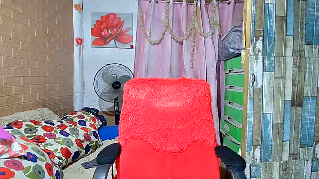 M e c e l online show from March 2025 04:27:01 AM