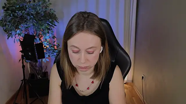 Snapshot of BrookeEvans chatting on March 2025 04:16:02 AM BrookeEvans online show from March 2025 04:16:02 AM