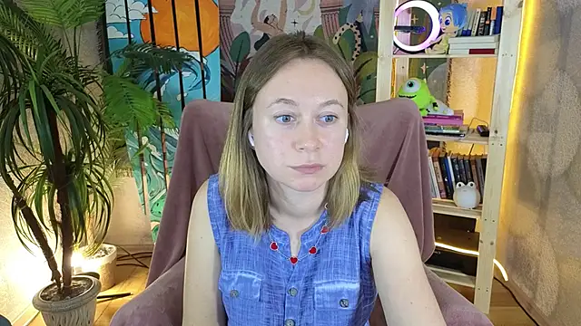 Snapshot of BrookeEvans chatting on September 2025 08:52:01 PM BrookeEvans online show from September 2025 08:52:01 PM