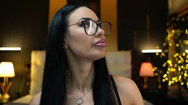 Lorettelorena online show from July 2026 04:19:01 AM
