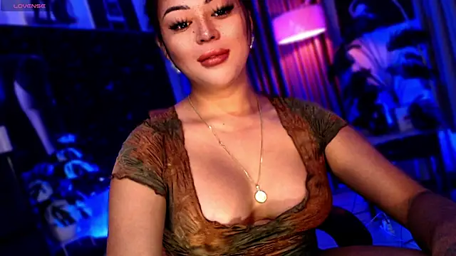 Thalia Cambridge online show from October 2025 02:55:02 AM