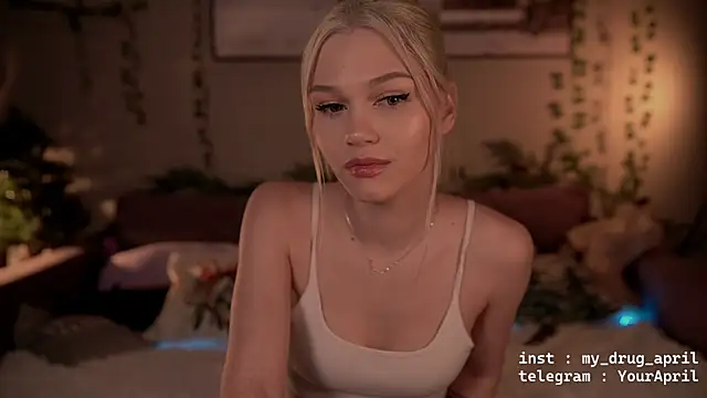 MyApril online show from December 2024 01:18:01 AM