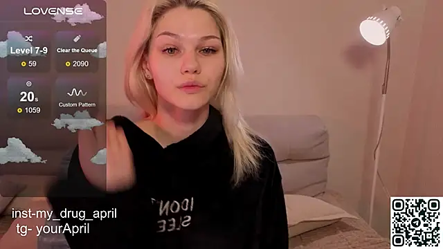 Snapshot of MyApril chatting on February 2026 07:43:02 PM MyApril online show from February 2026 07:43:02 PM