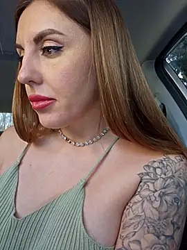 Kalli Fornia online show from February 2025 12:23:02 PM