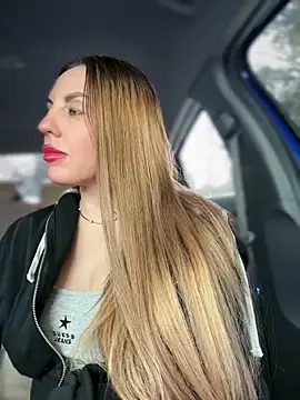 Kalli Fornia online show from February 2026 09:52:02 AM