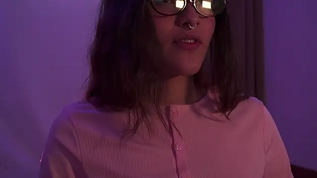 HannaMoom online show from November 2025 10:15:02 PM