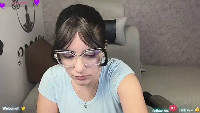 blue  moon  online show from January 2025 04:04:01 AM