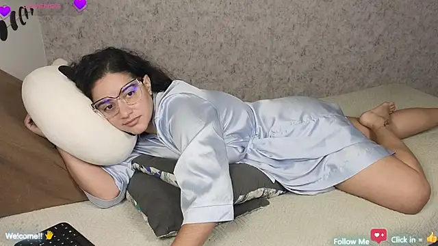 blue  moon  online show from January 2025 06:03:01 AM