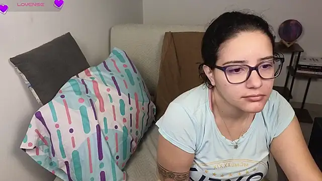 blue  moon  online show from February 2026 04:10:01 AM