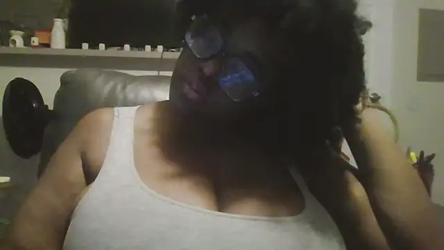 MissCC99 online show from October 2025 12:52:02 AM