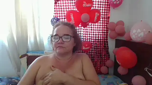 Snapshot of selenax2023 chatting on February 2025 01:38:01 PM selenax2023 online show from February 2025 01:38:01 PM