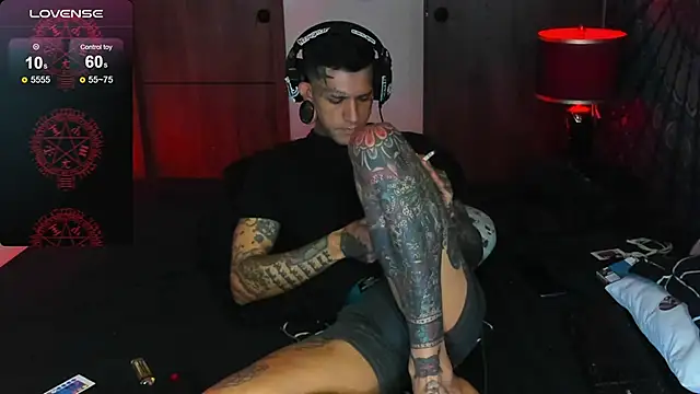 josh  ackerman online show from December 2025 06:36:02 PM