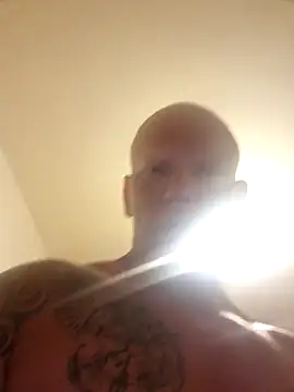 Snapshot of szaoonybyczek chatting on November 2025 02:21:01 AM szaoonybyczek online show from November 2025 02:21:01 AM