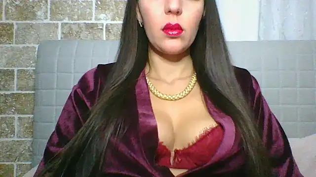 Snapshot of Glamour_Grace chatting on February 2025 04:46:01 PM Glamour Grace online show from February 2025 04:46:01 PM