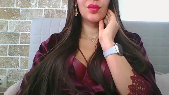 Snapshot of Glamour_Grace chatting on February 2025 10:22:01 AM Glamour Grace online show from February 2025 10:22:01 AM