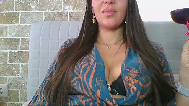 Snapshot of Glamour_Grace chatting on March 2025 12:55:02 PM Glamour Grace online show from March 2025 12:55:02 PM