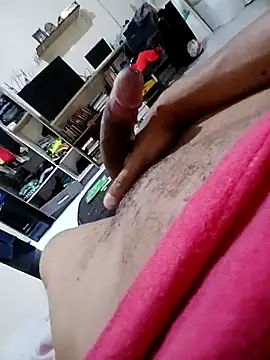 JamesQuaresma online show from February 2025 12:05:02 AM