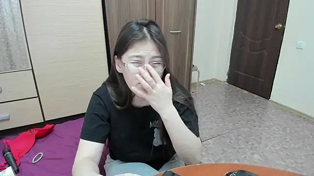 Snapshot of Riz_girl chatting on February 2025 01:01:01 PM Riz girl online show from February 2025 01:01:01 PM