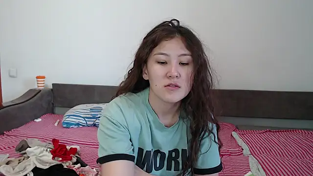 Snapshot of Riz_girl chatting on September 2025 11:44:01 AM Riz girl online show from September 2025 11:44:01 AM