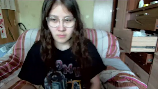 Snapshot of Riz_girl chatting on May 2026 04:17:02 AM Riz girl online show from May 2026 04:17:02 AM