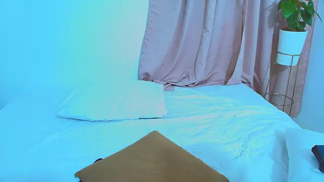 Snapshot of yulina_xue chatting on March 2025 04:16:02 AM yulina xue online show from March 2025 04:16:02 AM