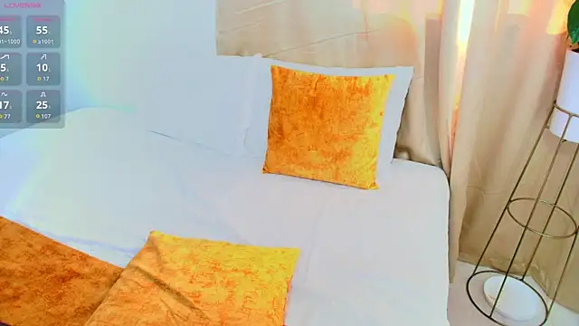 Snapshot of yulina_xue chatting on September 2025 09:25:02 PM yulina xue online show from September 2025 09:25:02 PM