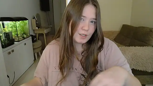 Snapshot of remirann_ chatting on February 2025 10:26:02 AM remirann online show from February 2025 10:26:02 AM