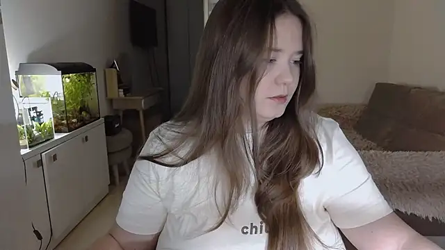 Snapshot of remirann_ chatting on February 2025 04:05:01 PM remirann online show from February 2025 04:05:01 PM