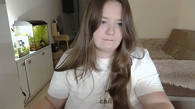 Snapshot of remirann_ chatting on February 2025 05:36:01 PM remirann online show from February 2025 05:36:01 PM