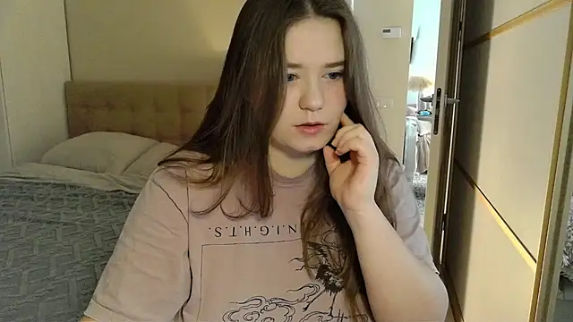 Snapshot of remirann_ chatting on March 2025 05:59:02 AM remirann online show from March 2025 05:59:02 AM