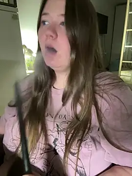 Snapshot of remirann_ chatting on March 2025 06:34:01 PM remirann online show from March 2025 06:34:01 PM