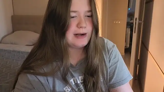 Snapshot of remirann_ chatting on October 2025 03:01:01 PM remirann online show from October 2025 03:01:01 PM