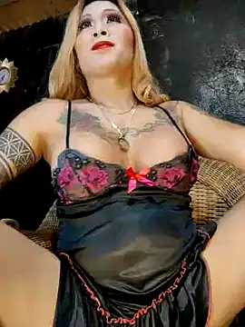 Snapshot of Asian_SandraTS_margo chatting on February 2025 07:28:02 PM Asian SandraTS margo online show from February 2025 07:28:02 PM