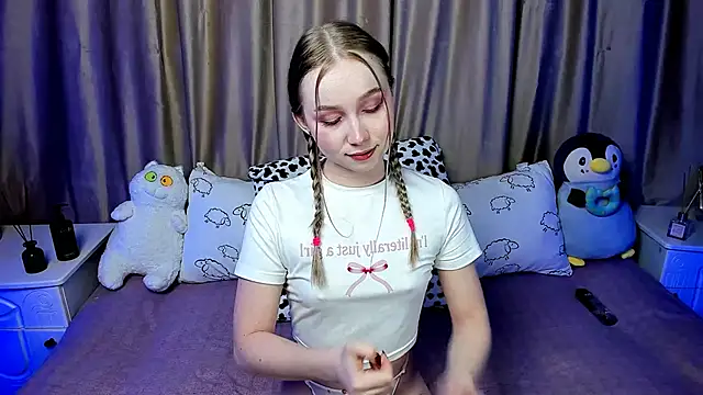 LilyStarlight online show from February 2025 03:28:01 AM
