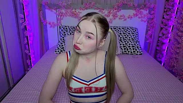 LilyStarlight online show from April 2026 04:15:01 AM