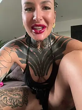InkedBiitch online show from July 2026 06:53:02 AM
