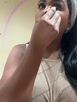 Snapshot of BarbieKano chatting on May 2026 01:03:02 AM BarbieKano online show from May 2026 01:03:02 AM