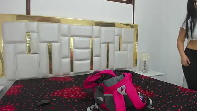 Kylieandjhonny online show from January 2025 09:15:02 PM