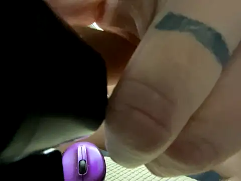 WhiteChocalate 69 online show from October 2025 07:42:02 PM