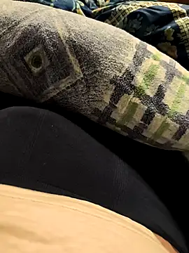 manuel9428 online show from April 2026 10:44:02 PM