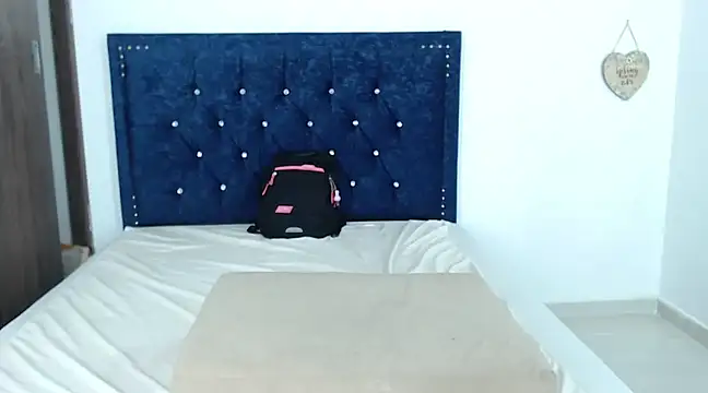 QueenSquirt  online show from February 2025 08:14:02 PM