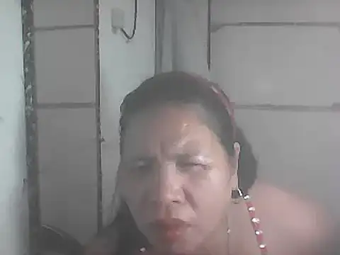 hotwet mama4uxx online show from January 2025 01:29:01 PM