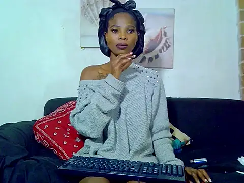 MissParis26 online show from February 2025 10:45:01 PM