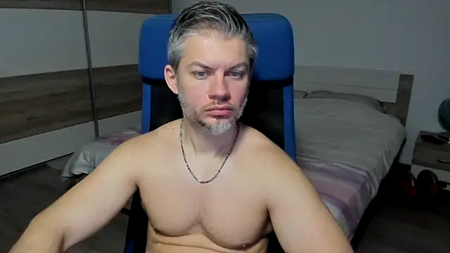 RobbyShawz online show from February 2025 09:11:01 AM